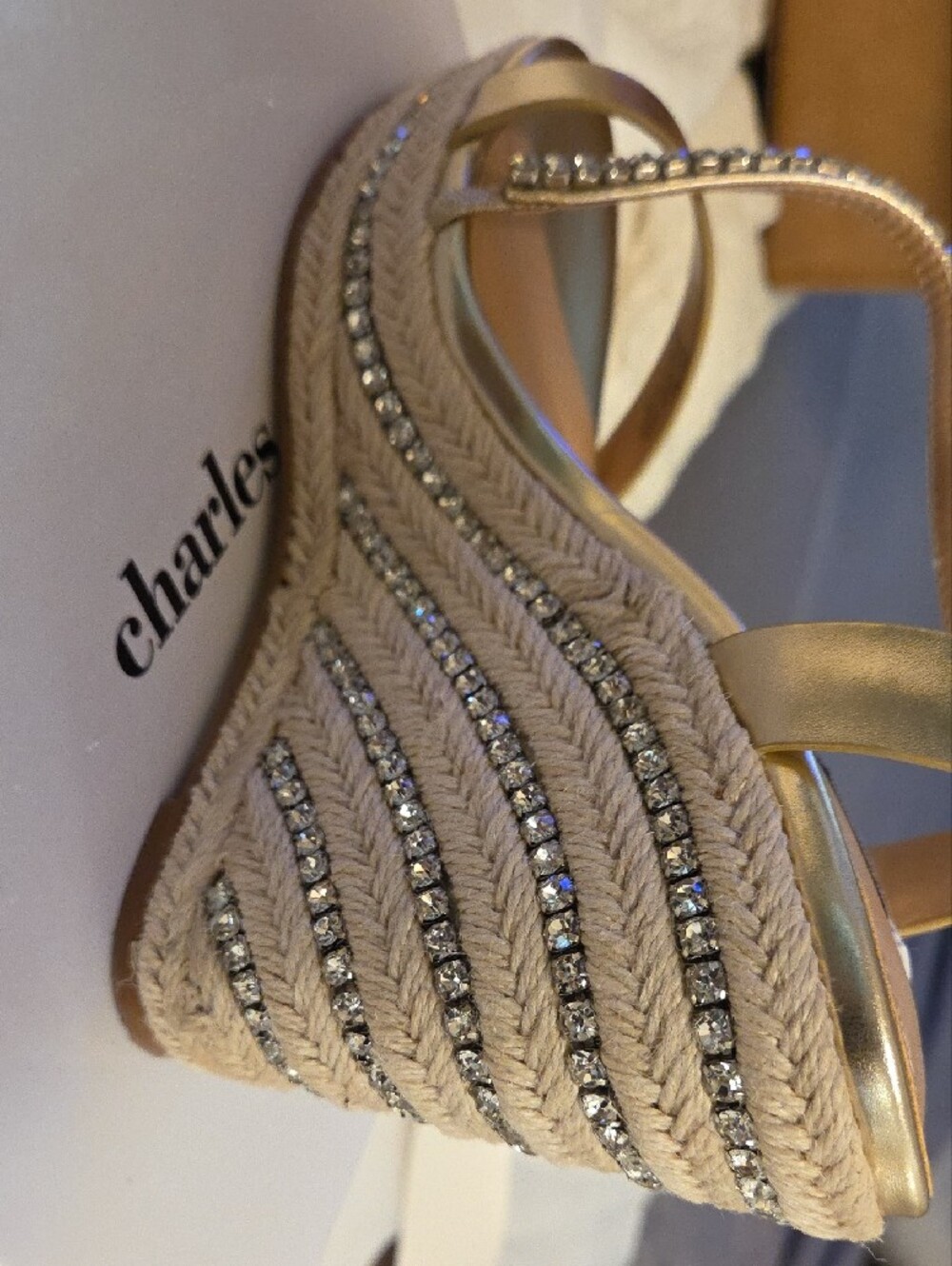 Charles David Gold Metallic Espadrille Wedges with Blingy T-Strap, Brand New. - Picture 3 of 8